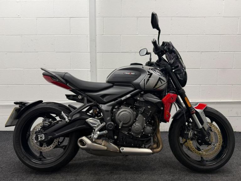 TRIUMPH TRIDENT 660 ABS ** 7722 miles - 12 Months MOT - Carpuride **