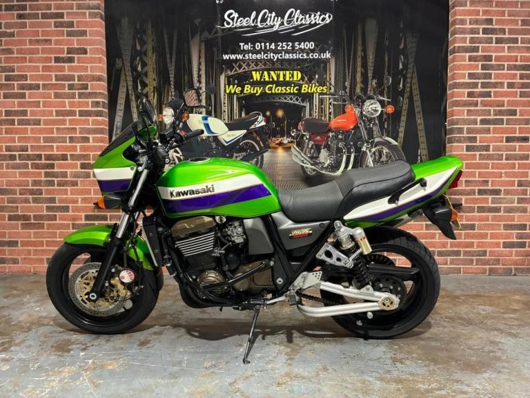2002 Kawasaki ZXR1200 - For sale in Chesterfield