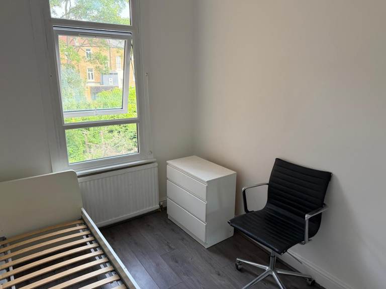 Fully Furnished Double Room to Rent – Holloway (Islington), London