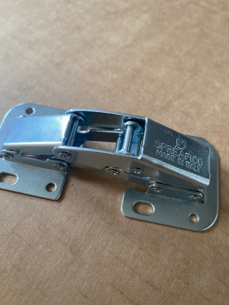 8x Concealed hinges - 90 degree