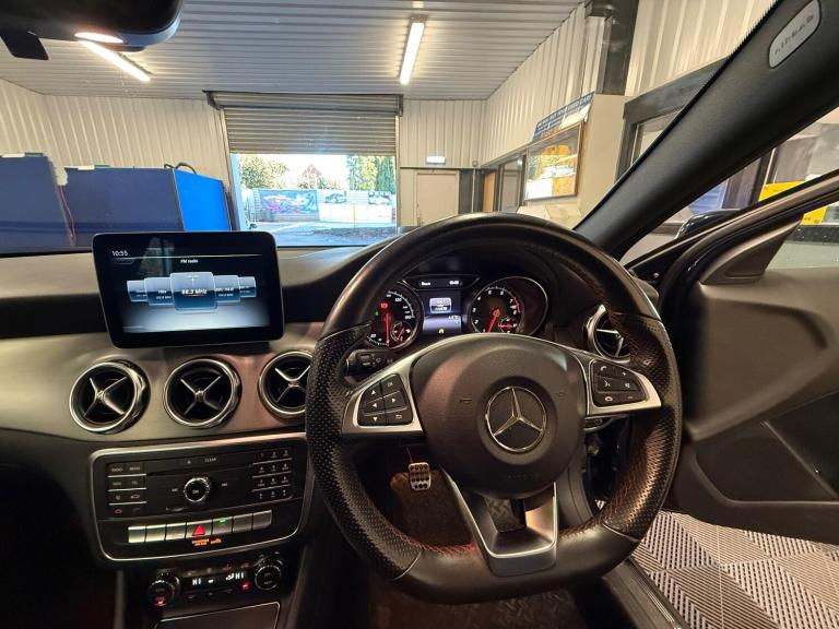 2017 Mercedes-Benz GLA 1.6 GLA200 AMG Line Euro 6 (s/s) 5dr ESTATE Petrol Manual