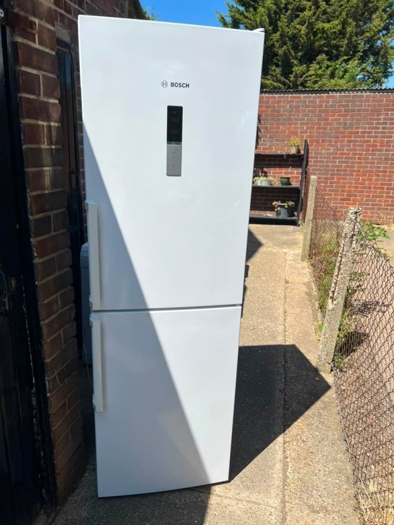 Bosch Fridge Freezer free delivery and instalation 