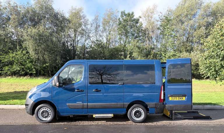 2019 Renault Master SL28 2.3 DCi *Automatic* WHEELCHAIR ACCESSIBLE VEHICLE DISABLED MOBILITY WA M...