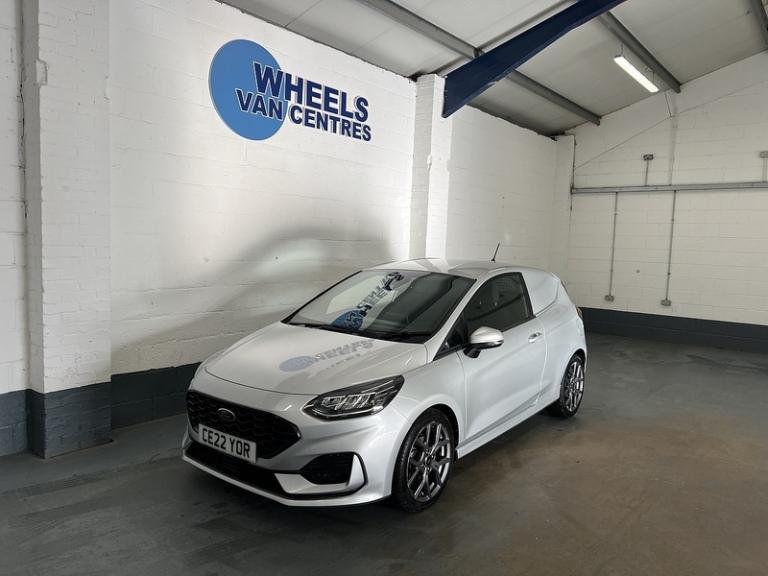 2022 Ford Fiesta Van Fiesta Van 1.0T EcoBoost MHEV Sport Euro 6 (s/s) 3dr Car Derived Van Petrol ...