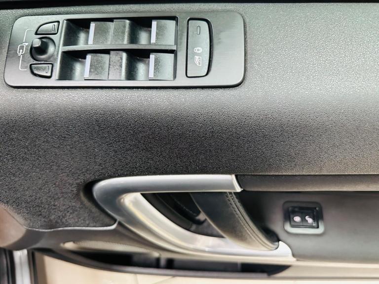 2016 Land Rover Discovery Sport 2.0 TD4 180 HSE 5dr Auto ESTATE DIESEL Automatic