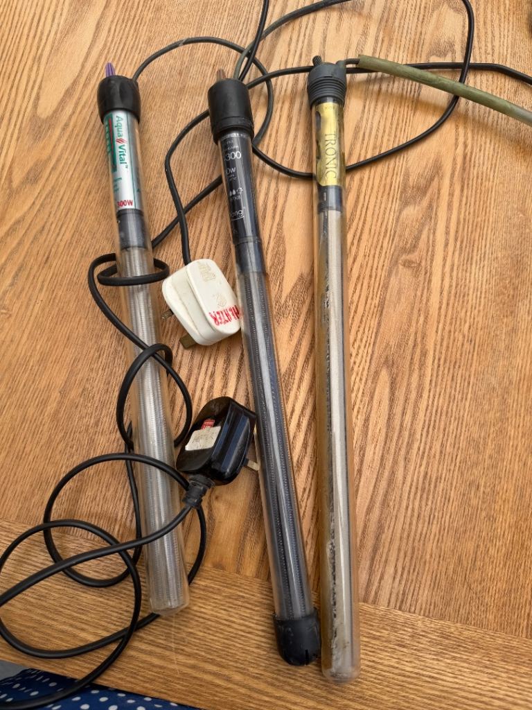 Aquarium heaters 