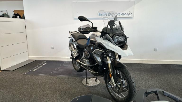 2022 BMW R1250 BMW R1250 GS TE DUEL Petrol Manual