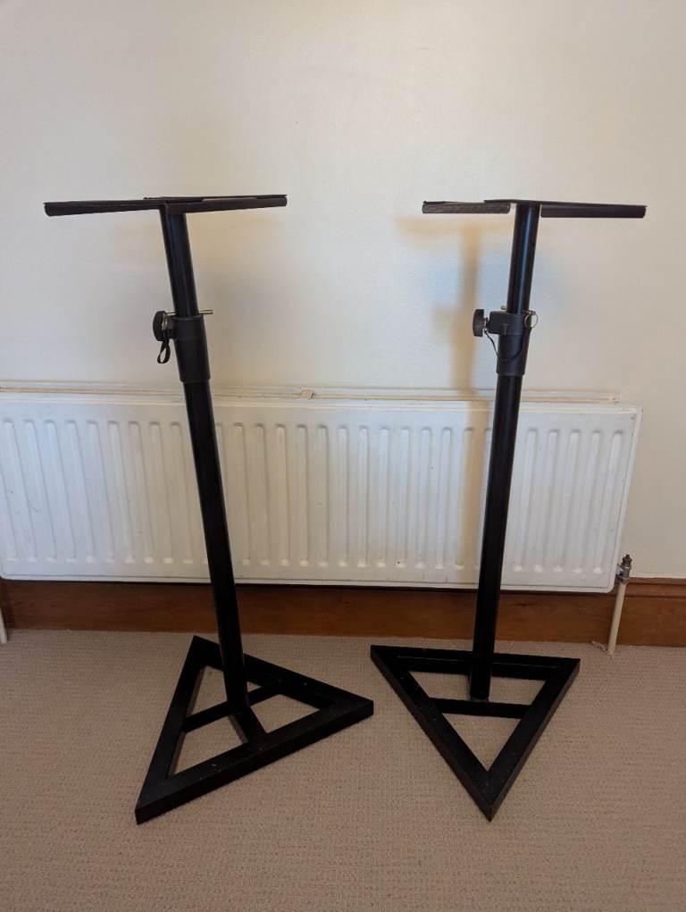 Adam Hall Speaker Stands Floor Mounted