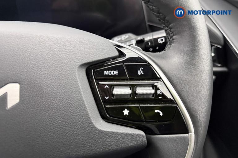 2022 Kia Niro 1.6 GDi Hybrid 3 5dr DCT SUV Hybrid Automatic