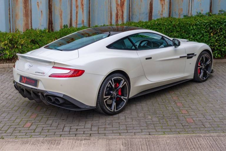 2017 Aston Martin Vanquish Vanquish S Coupe Coupe Petrol Automatic