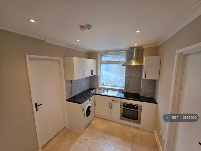 1 bedroom flat in Ascupart Street, Southampton, SO14 (1 bed) (#2866030)