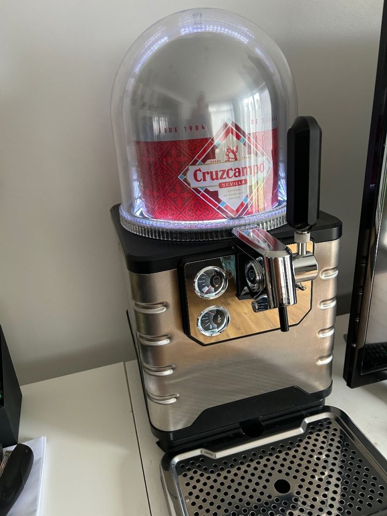 Beerwulf Blade Beer Machine - Good Condition