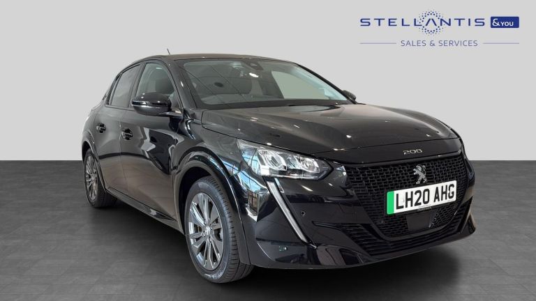 2020 Peugeot 208 50kWh Allure Hatchback 5dr Electric Auto (136 ps) Hatchback Electric Automatic