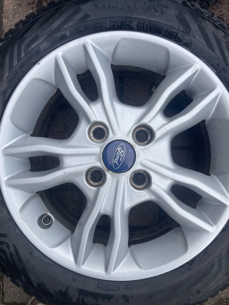 fiesta wheels+tyres