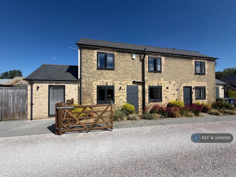 2 bedroom house in High Street, Landbeach, CB25 (2 bed) (#2458595)