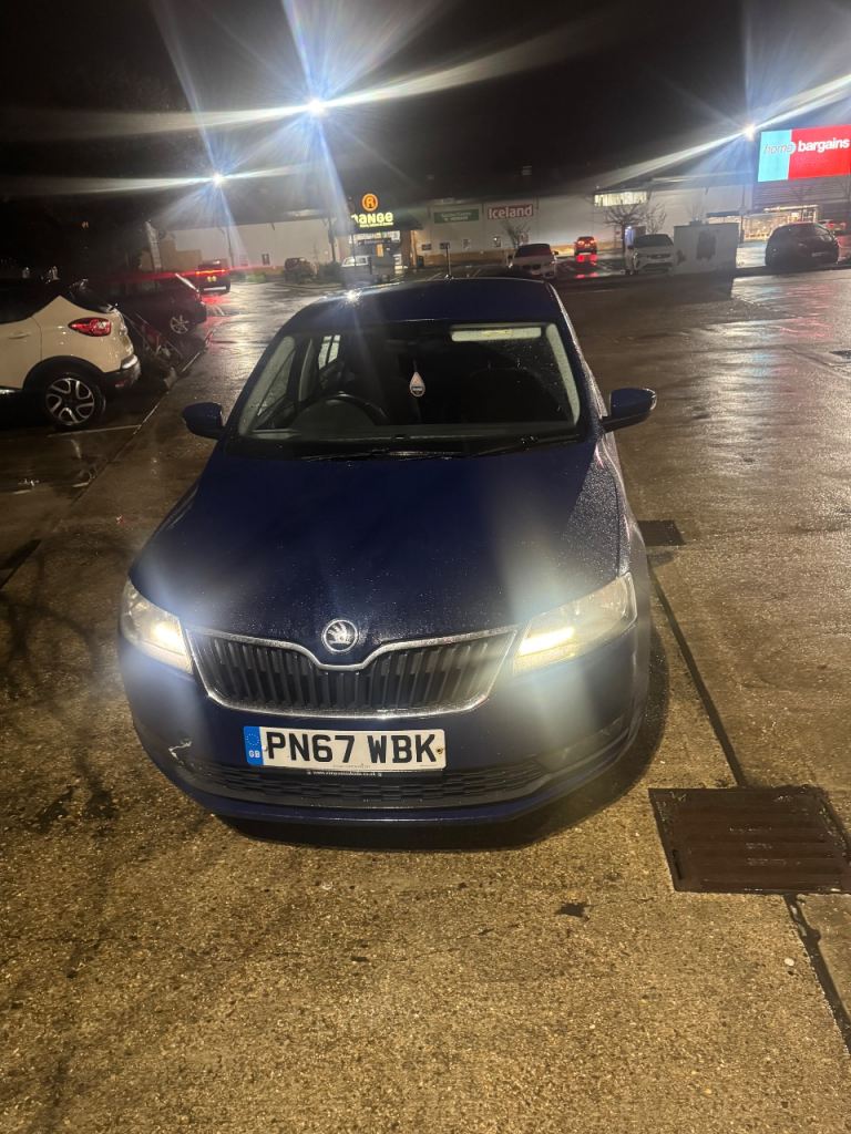 Skoda, RAPID SPACEBACK, Hatchback, 2017, Semi-Auto, 1422 (cc), 5 doors