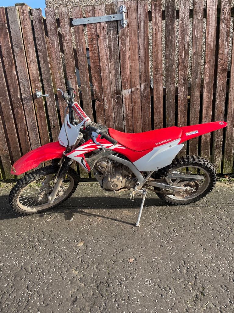 HONDA CRF 125f MOTORCROSS 