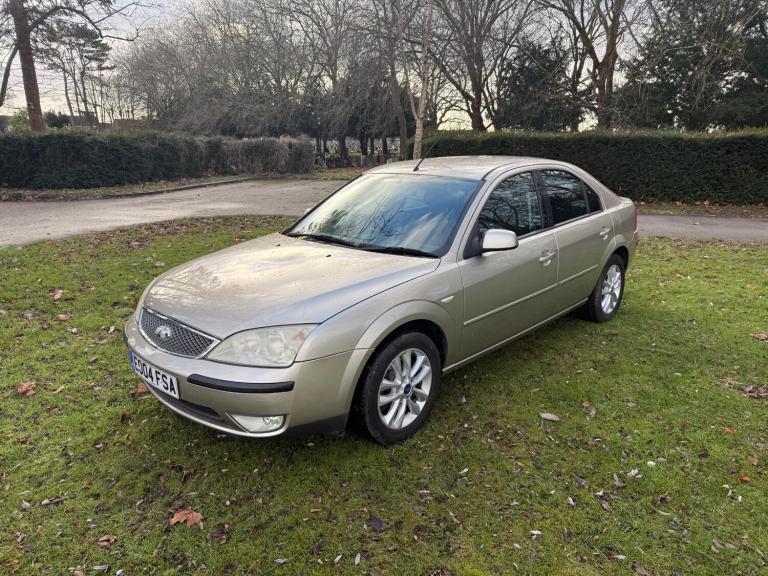 2004 Ford Mondeo 2.0 Zetec 5dr HATCHBACK Petrol Manual