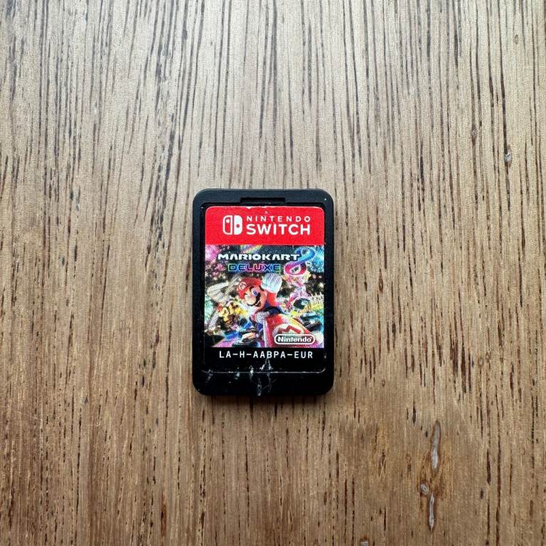 Mario Kart 8 Deluxe Cartridge for Nintendo Switch