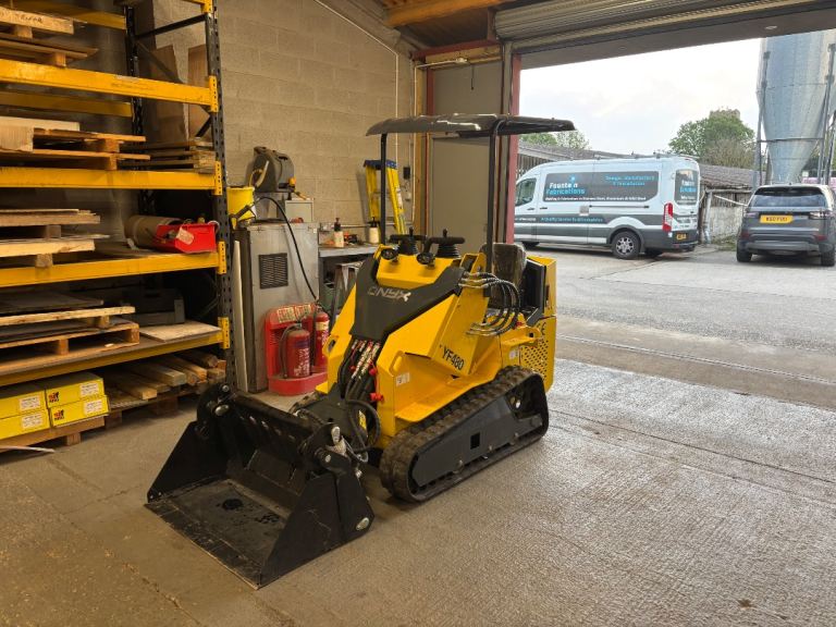 Onyx Mini Skid Steer Loader