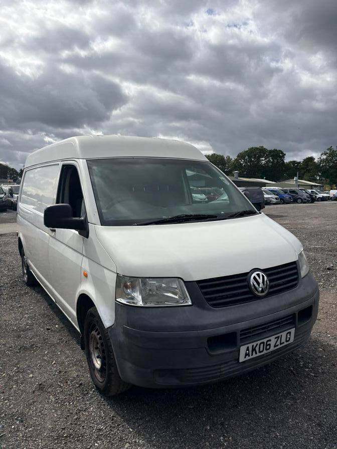 Volkswagen Transporter Transporter T30 104 TDI LWB Panel Van Manual