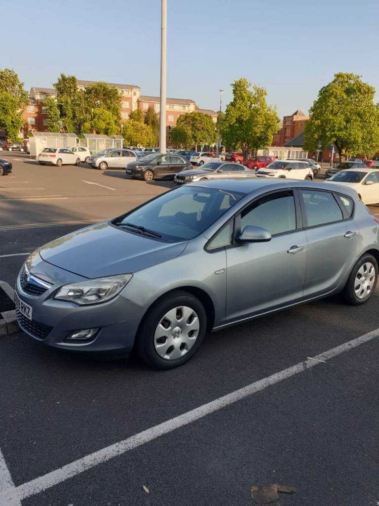 Vauxhall, ASTRA, Hatchback, 2010, Manual, 1398 (cc), 5 doors