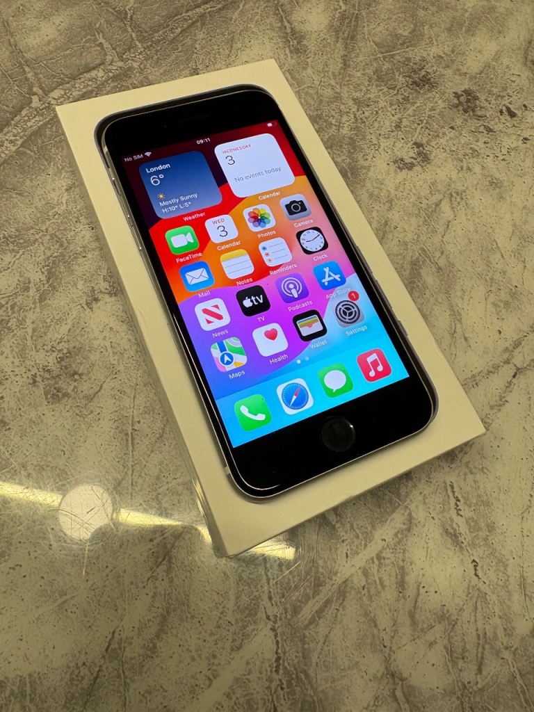 Apple iPhone SE 2nd Generation 64GB Unlocked 
