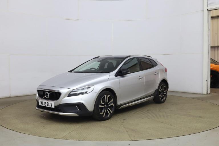  Volvo V40 Cross Country 1.5 T3 GPF Pro Auto Euro 6 (s/s) 5dr Petrol Automatic