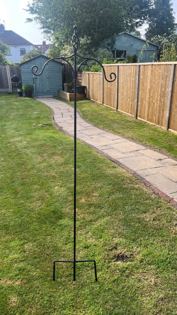 Garden double arm hanging stand