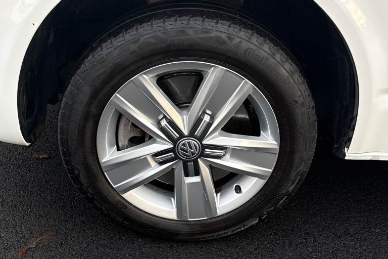 2024 Volkswagen Transporter 2.0 TDI 150 Highline Kombi Van DSG WINDOW VAN DIESEL Automatic