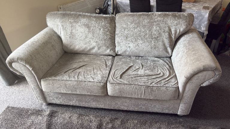 Sofas for free