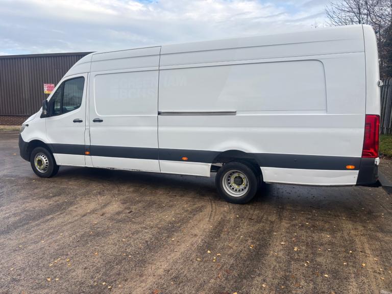 2020/70 Mercedes Sprinter LWB 5 Ton Twin Wheel Base