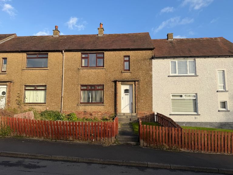 3 bedroom house for rent in Camelon