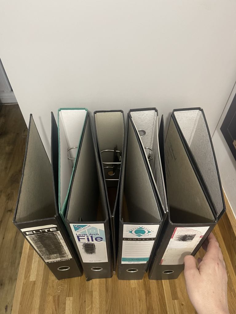 USED - A4 lever Arch files 