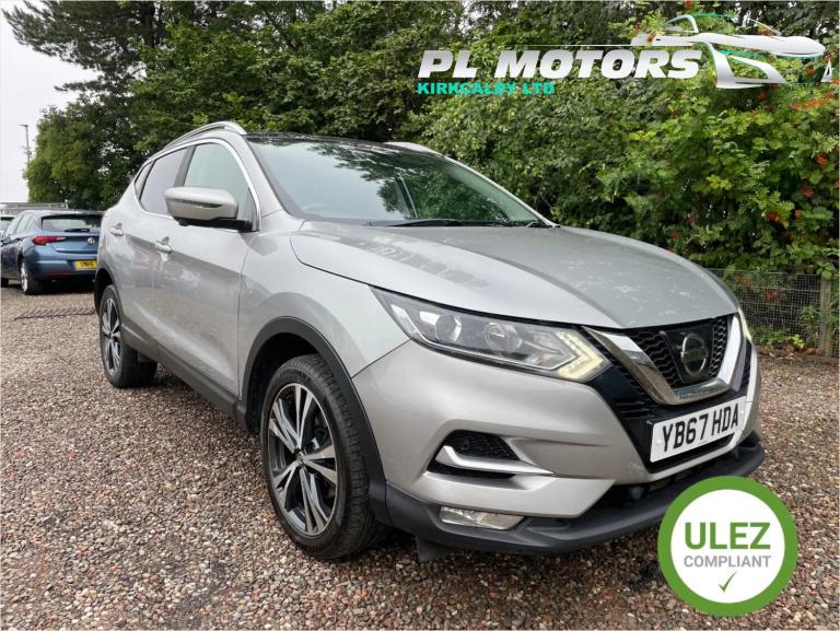 2017 Nissan Qashqai 1.2 DiG-T N-Connecta 5dr HATCHBACK PETROL Manual