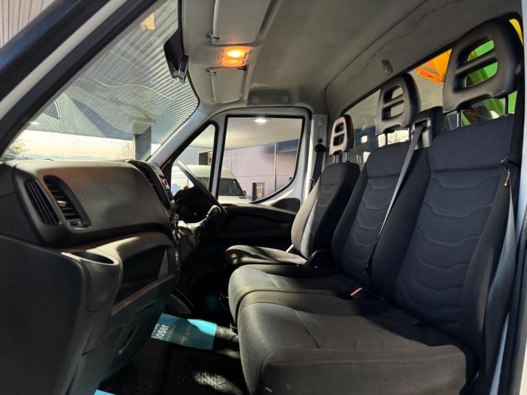 2018 Iveco Daily CHERRY PICKER 2.335S12 3500KG NO VAT! CHASSIS CAB Diesel Manual