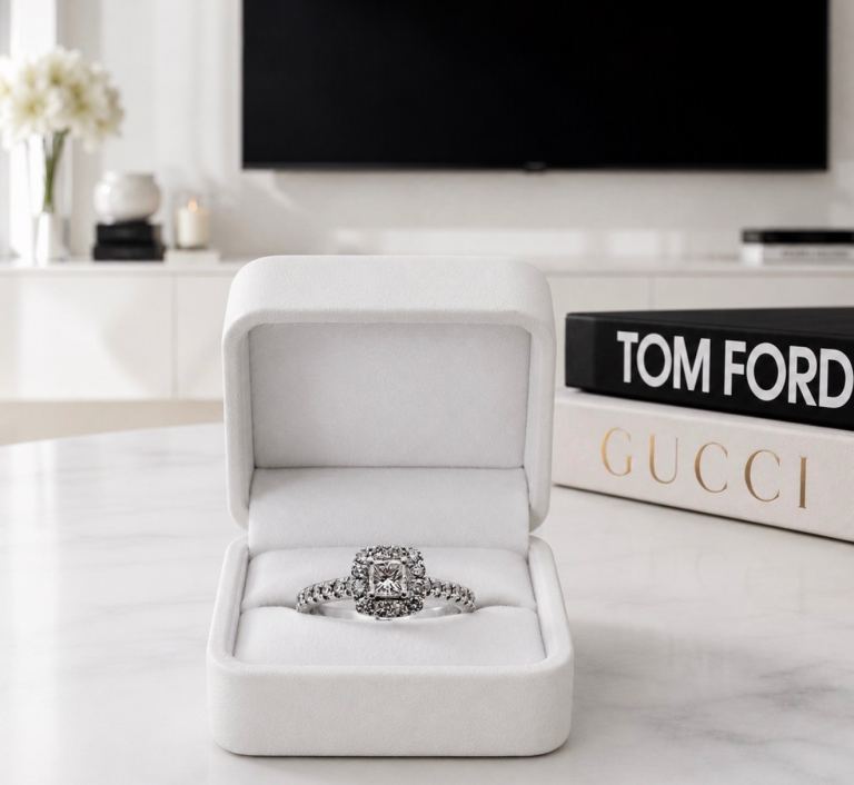 Neil Lane 14ct White Gold 0.81ct Diamond Engagement Ring – Cost £3499