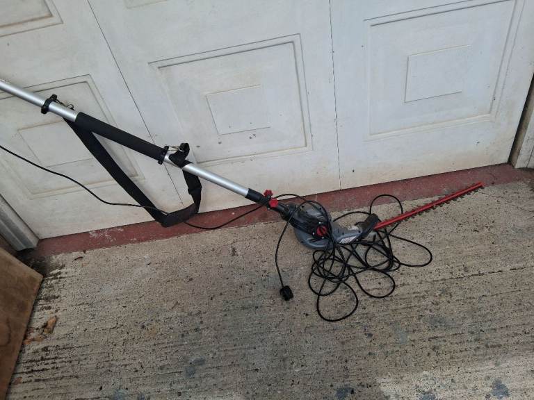 ECKMAN Telescopic Hedge Trimmer – Good Condition