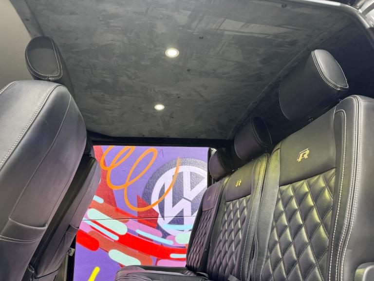 2017 Volkswagen Transporter 2.0 TDI BMT 204 Highline Kombi / Camper Van DSG Crew Van Diesel Autom...