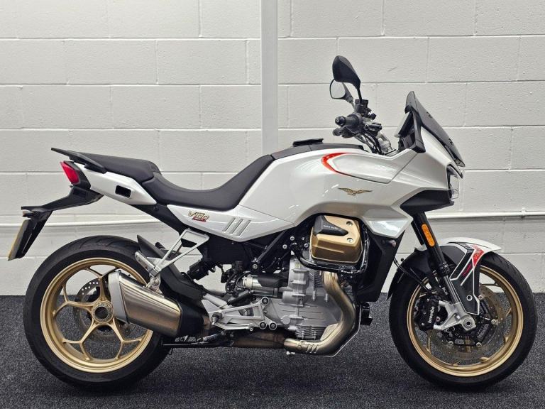 MOTO-GUZZI V100 MANDELLO - ONLY 6213 MILES - MOT UNTIL 2026