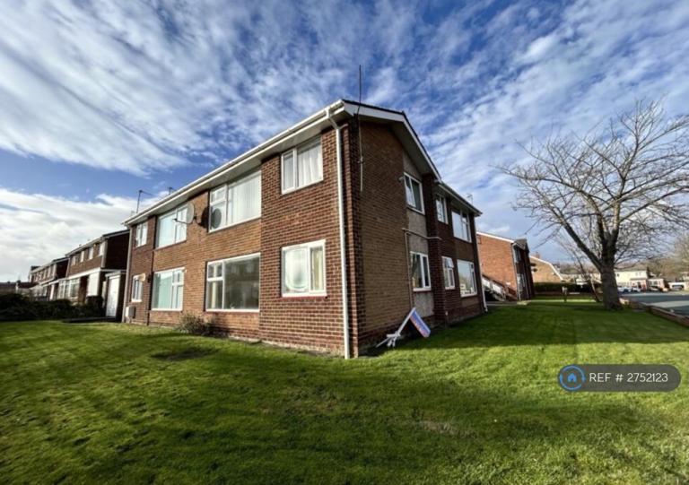 1 bedroom flat in Richmond Court, Durham, DH1 (1 bed) (#2752123)