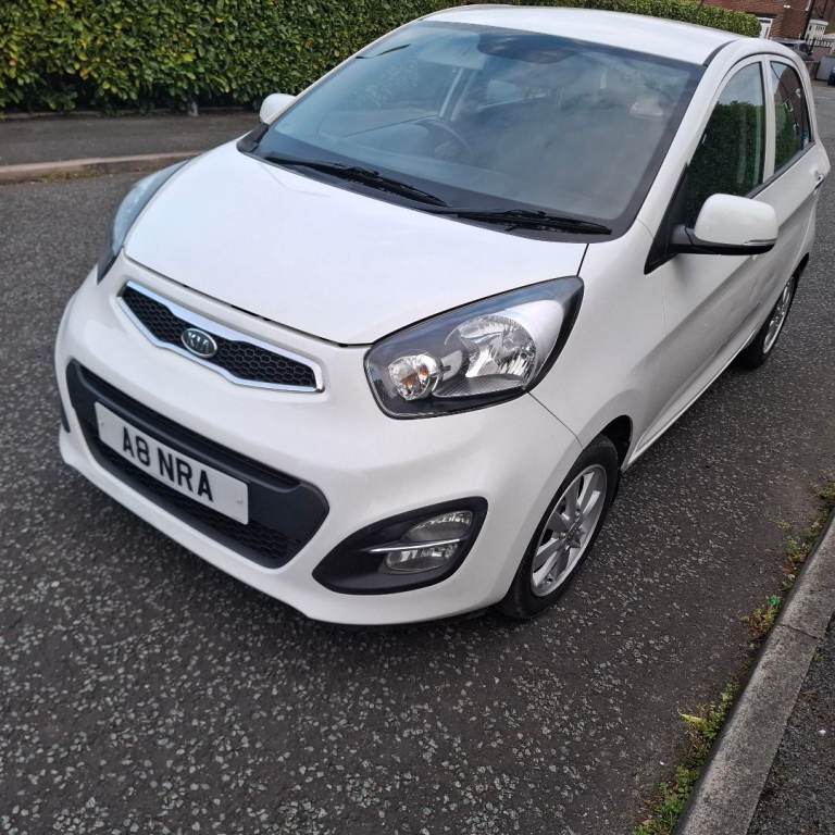 automatic petrol low mileage full year MOT