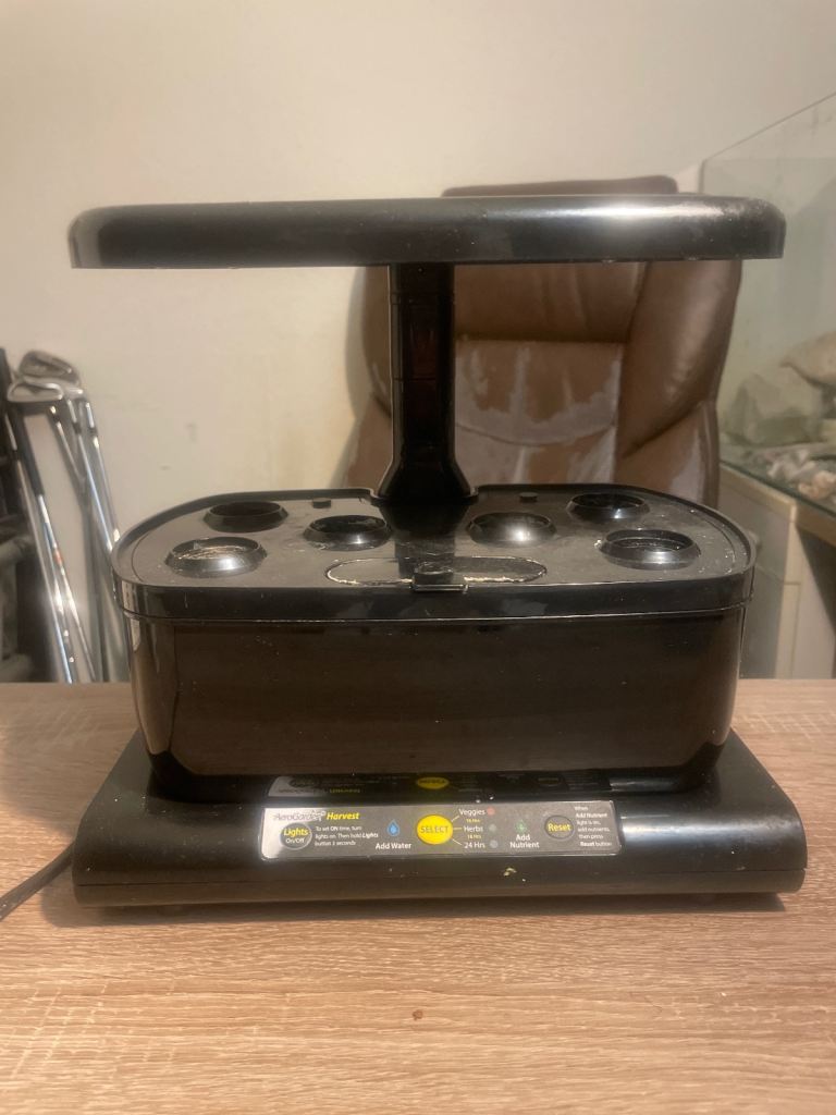 Miraclegrow Aerogarden hydroponic indoor herb &salad
