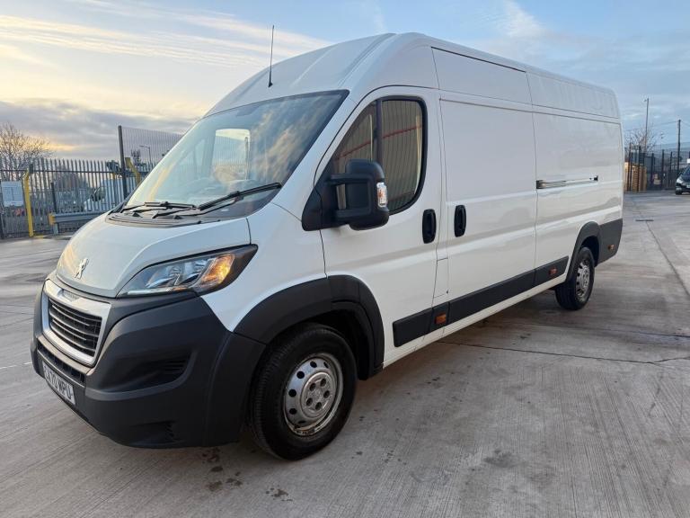 2020 Peugeot Boxer 2.2 BlueHDi H2 Professional Van 140ps PANEL VAN Diesel Manual