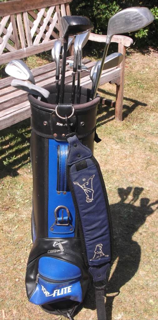 Used RH Adult Golf Club Set with Top Flite Bag, Balls & Tees