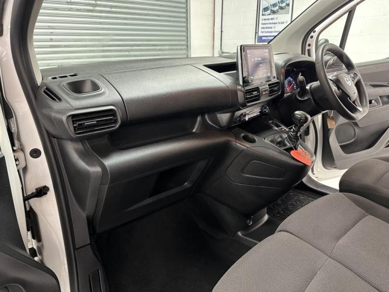 2022 22 VAUXHALL COMBO 1.5 TURBO D SPORTIVE L1 SWB * ONLY 48,454 * 3 SEATER * AP