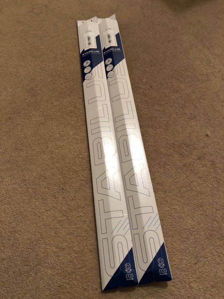 BMW E91 estate boot struts x2