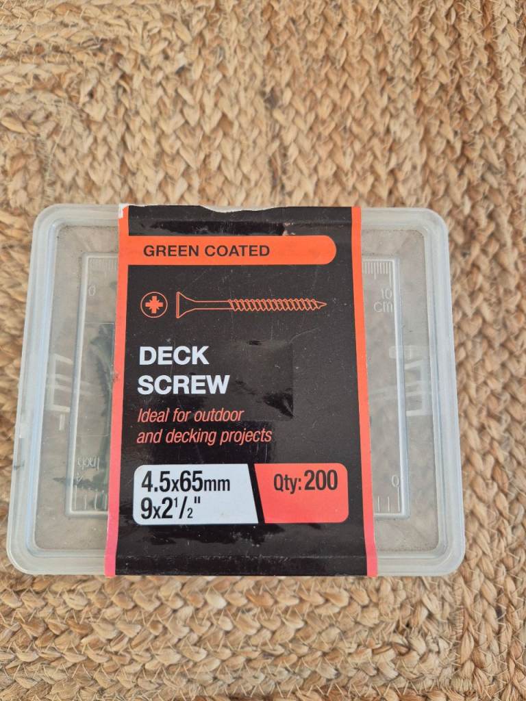 Deck screws box of 140 off
