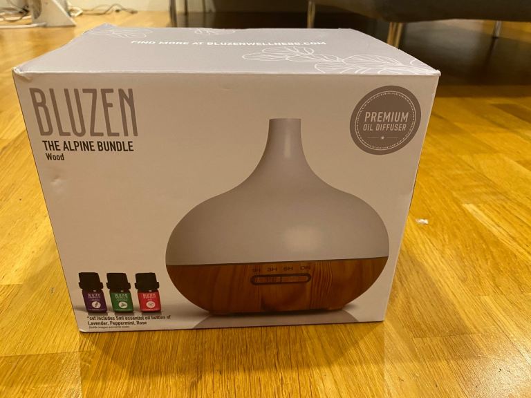 Premium Oil Diffuser with Oils & Colour Lights (NEW)