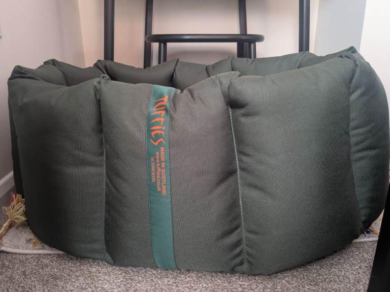 Dog bed (Tuffies nest dog bed olive LARGE)